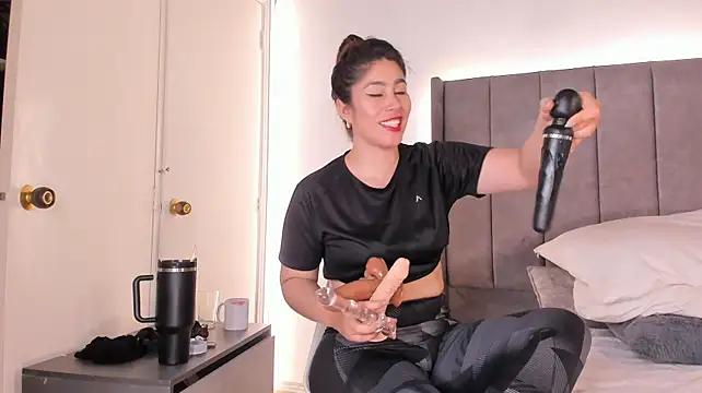 Mara_Torres1 - OIL SHOW AND CUM ON YOUR FACE