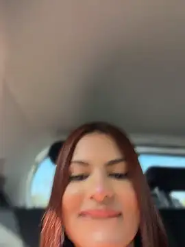 Irina_Velvett - Flahs tits in públic 😈🥴