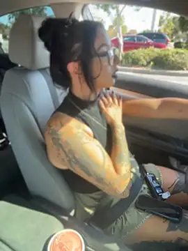 Controllercutie - Ass flash in public