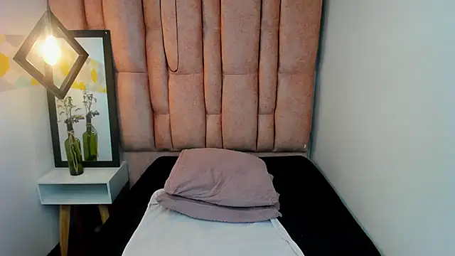 Valery_Clark__ - DOGGY STYLE+PLUG ANAL 🥵