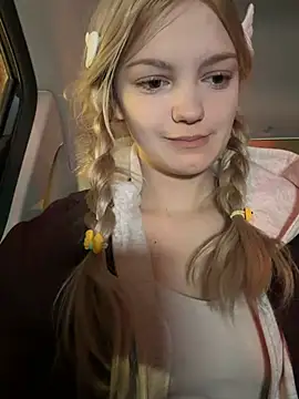 Elsawhere - show panties in UBER n slap pussy