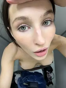 -missbehaving- - sit ur face while finger myself in doggy
