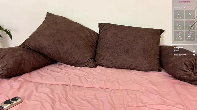 CartiBlue - Spank my hips, then tease my stomach