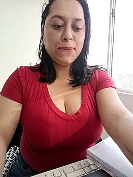 Queen_Yess - Full NAKED + OIL + RUB MY CLIT😏