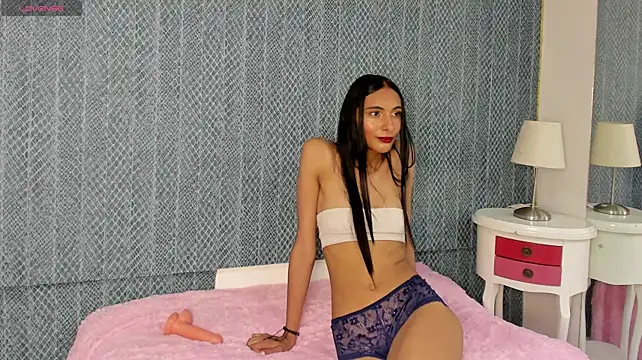 Ninanoir78 - show in doggy pussy and ass
