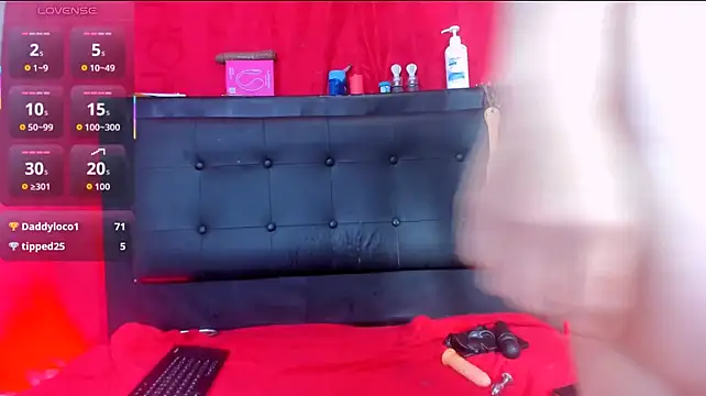 Aliciaa2002 - sucking a messy cock