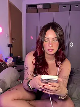 OliviaaFischer - Finger asshole + LT 1 video❤️😈