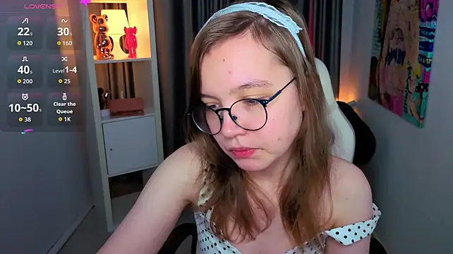 LiaBroock - stand up and tease