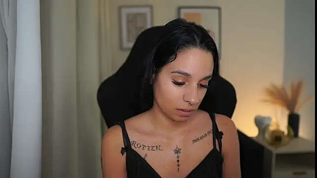 SissyBlue18 - Top off
