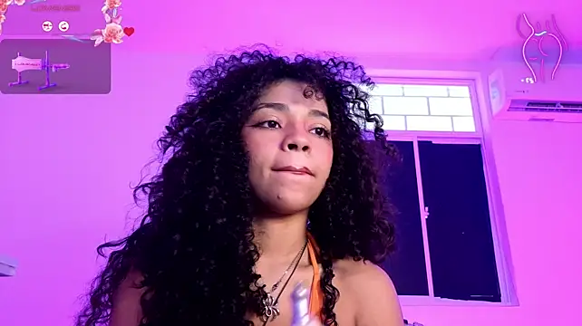 Lucie_petite - slap tits x4