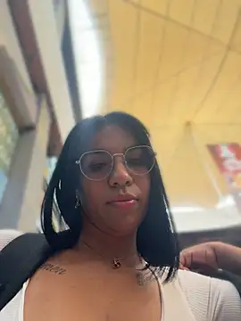 AlaiaStearling_ - Flash tits