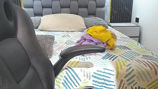 Sita_Nair - spank and oil in tits