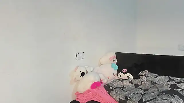 Eirlysx - riding reverse cowgirl dildo