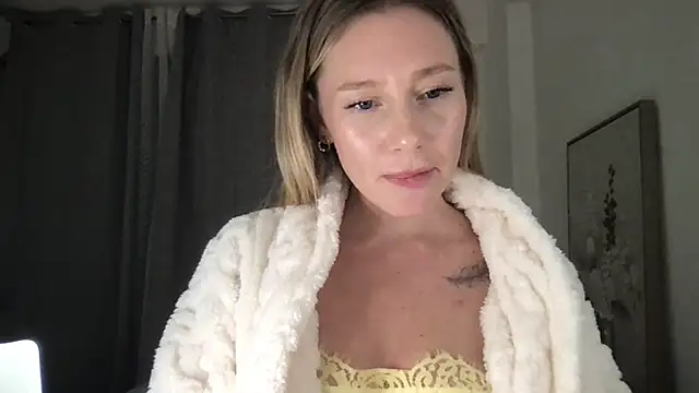 Stella_muse - show in my bed