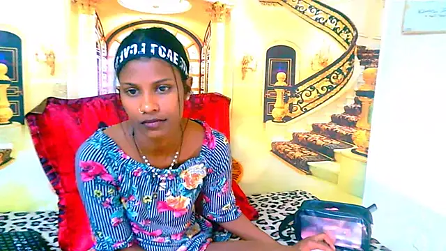 IndianSilkySpice - ```TARGET DAY``` 2 DAYS LEFT LOVE SOPHIA