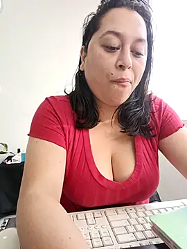 Queen_Yess - Full NAKED + OIL + RUB MY CLIT😏