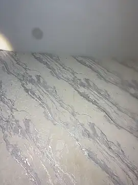 Scarlett_Rios - 👀 Look down at my cleavage