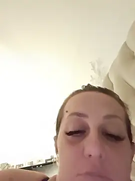 AvaSquirtMilf - Get me real wet tonight+🎁