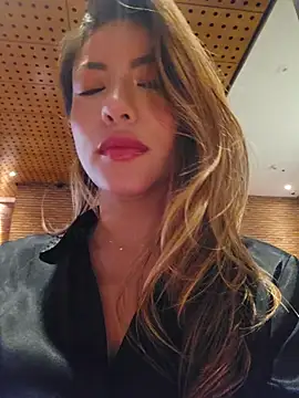 Karen_San_Miguel - Open a blouse in public + control toy 5m