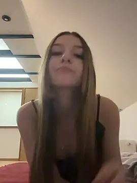 MyCherryKiss - 2 min boobs out 😱💦