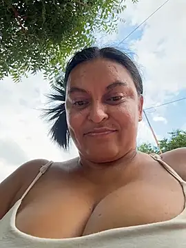 Horny-Mommy-Dirty - Squirt