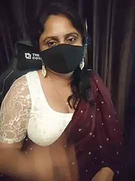 Urs_vrinda - Back tease & boobs open
