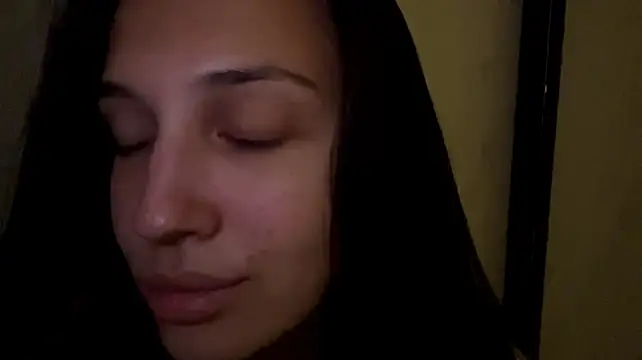 GildaCode - play with my NAKED boobs 1 min