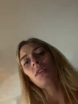 Bellalolahot