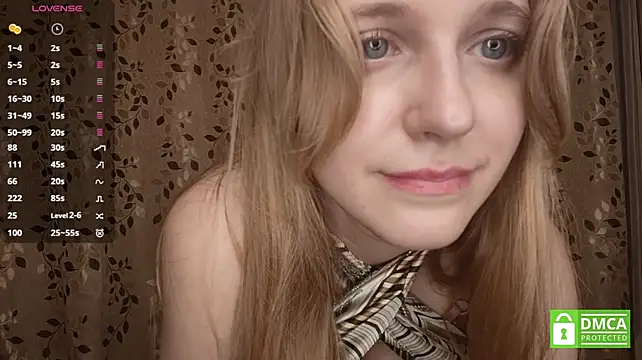 TristaDifillippo - Lick the camera to show my tongue👅
