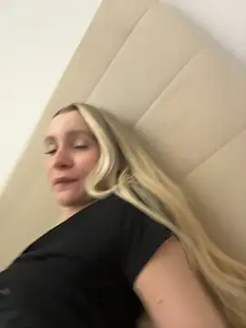 LunaVelvetti - tease with panties close up