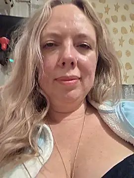 Irina3718 - Spanking on the butt 10 times.