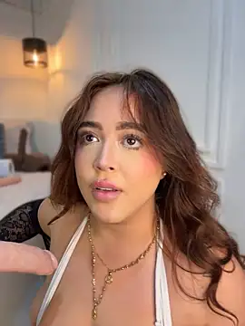 KatieShuangs - play my tiits and my friend hard