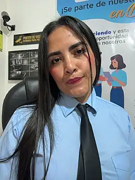 MAYE__13 - I flash my tits at the driver 🥵😈🍒🍒