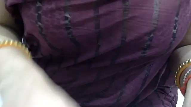 Zoyaa-sexy - ass show with 10 slap
