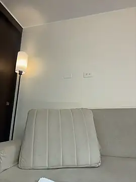 NataliaBuiles - 2 FINGERS ASS