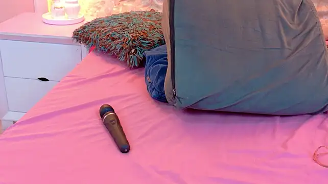 JasmineRhodes - panty slide in doggy😈