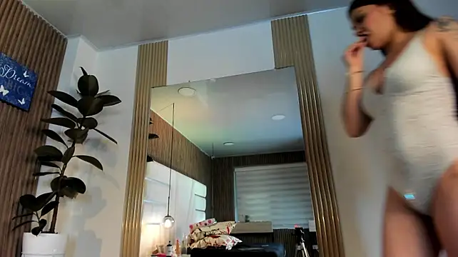 AmberRiivers_ - lush in my ass