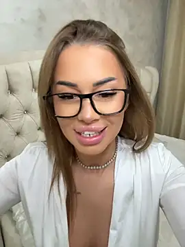 KirstieVegas - Keep me hot and juicy🔥🎁LT