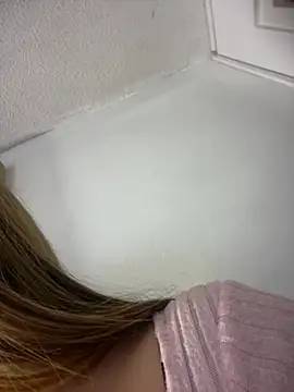 Im_Emily_ - SHOW BOOBS