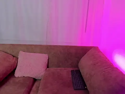 UmeJackson - Fingers in my pussy
