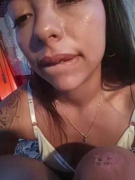Kendraof - slap my pussy wet !!! mmmm