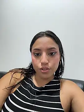 MeggyMae_ - spread pussy