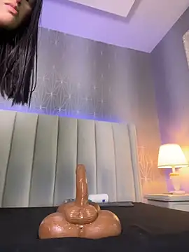 Mia-Medina - oil in my ass