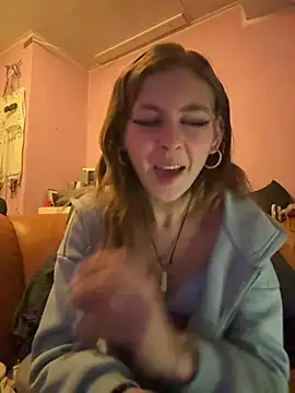 Alina-420 - Show Ass