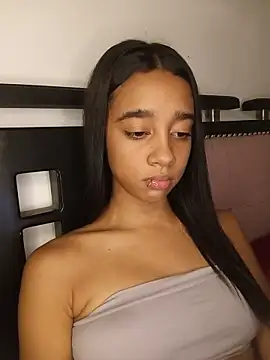 Zoe_Sweett18 - Naked +Masturbation