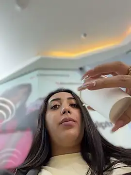 Hannahoff - Play big boobs in the car🍒💦🔥