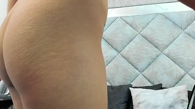 LilithDesire_ - Lift skirt and rub fingers on pussy