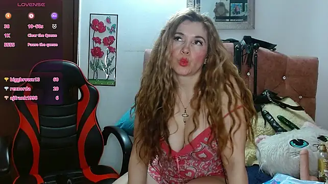 Natalyhotstepmom - PLUG ANAL DESNUDO PERRITO