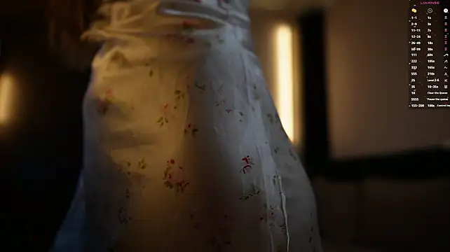 AnneVerity - LICK MY FINGERS SEDUCTIVLY