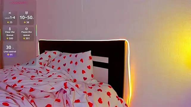 Lexxxxxxi - spank ass